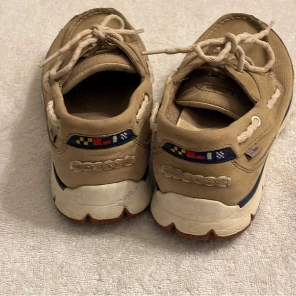 L.L. Bean Tan Flats Preppy Boat Shoes with Classic Stitching - Picture 4 of 6